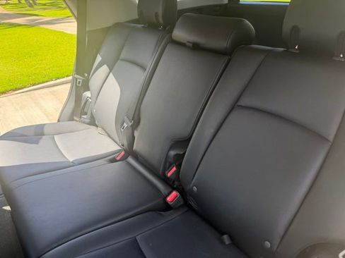Used 2017 Toyota 4Runner TRD Off-Road Premium AWD/4WD image 9