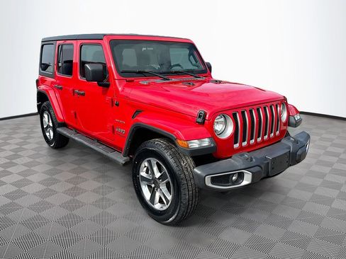 Used 2022 Jeep Wrangler Unlimited Sahara w/ Cold Weather Group AWD/4WD image 4