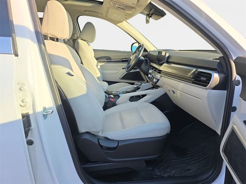 Used 2023 Kia Telluride S w/ S Sunroof Package image 19