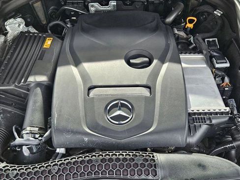 Used 2018 Mercedes-Benz GLC 300 GLC 300 image 20