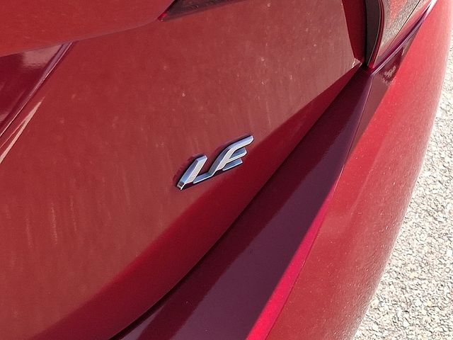 Used 2018 Toyota Corolla LE FWD image 30