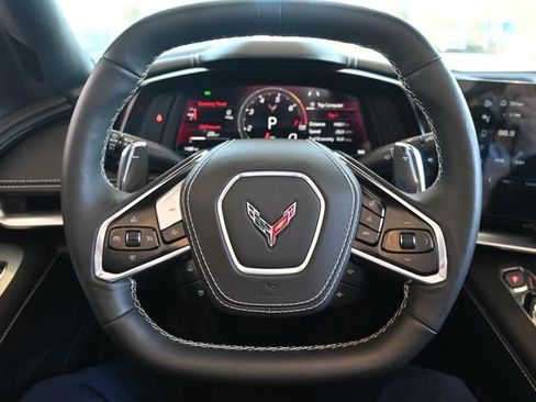 Used 2025 Chevrolet Corvette Stingray Premium Conv w/ Z51 Performance Package image 15