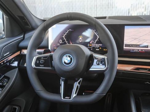 New 2027 BMW i5 eDrive40 w/ M Sport Package RWD image 11