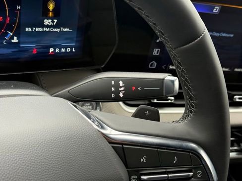 New 2026 Chevrolet Equinox LT w/ Convenience Package II AWD/4WD image 36