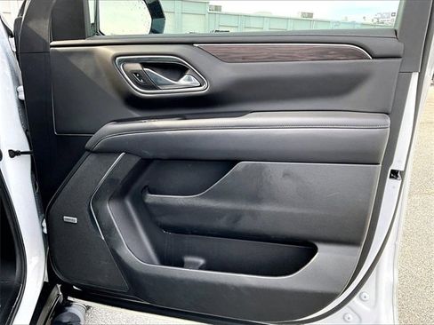 Used 2021 Chevrolet Tahoe Z71 image 12