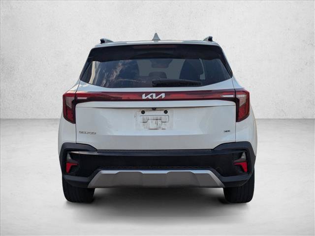 Used 2024 Kia Seltos SX w/ SX Sunroof Package AWD/4WD image 6