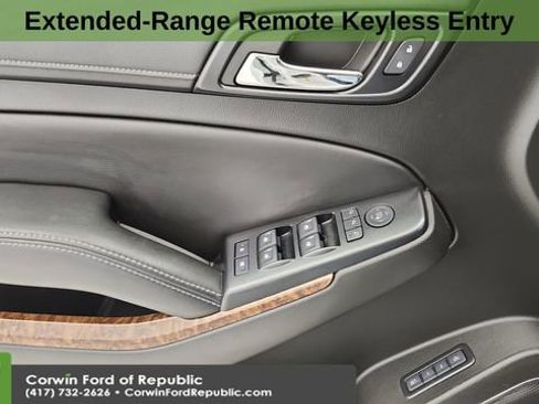 Used 2017 Chevrolet Suburban Premier image 24