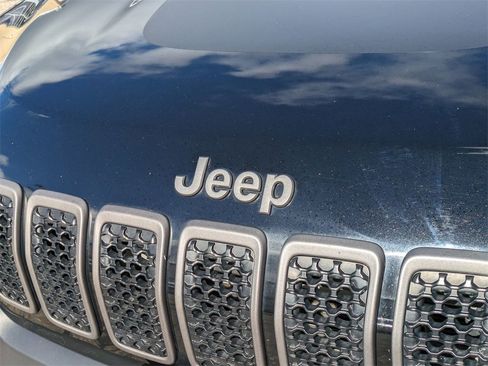 Certified 2020 Jeep Cherokee Trailhawk w/ Cold Weather Group image 8