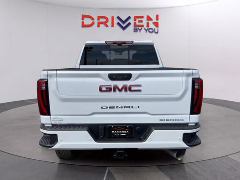 New 2026 GMC Sierra 2500 Denali w/ Denali Reserve Package image 4