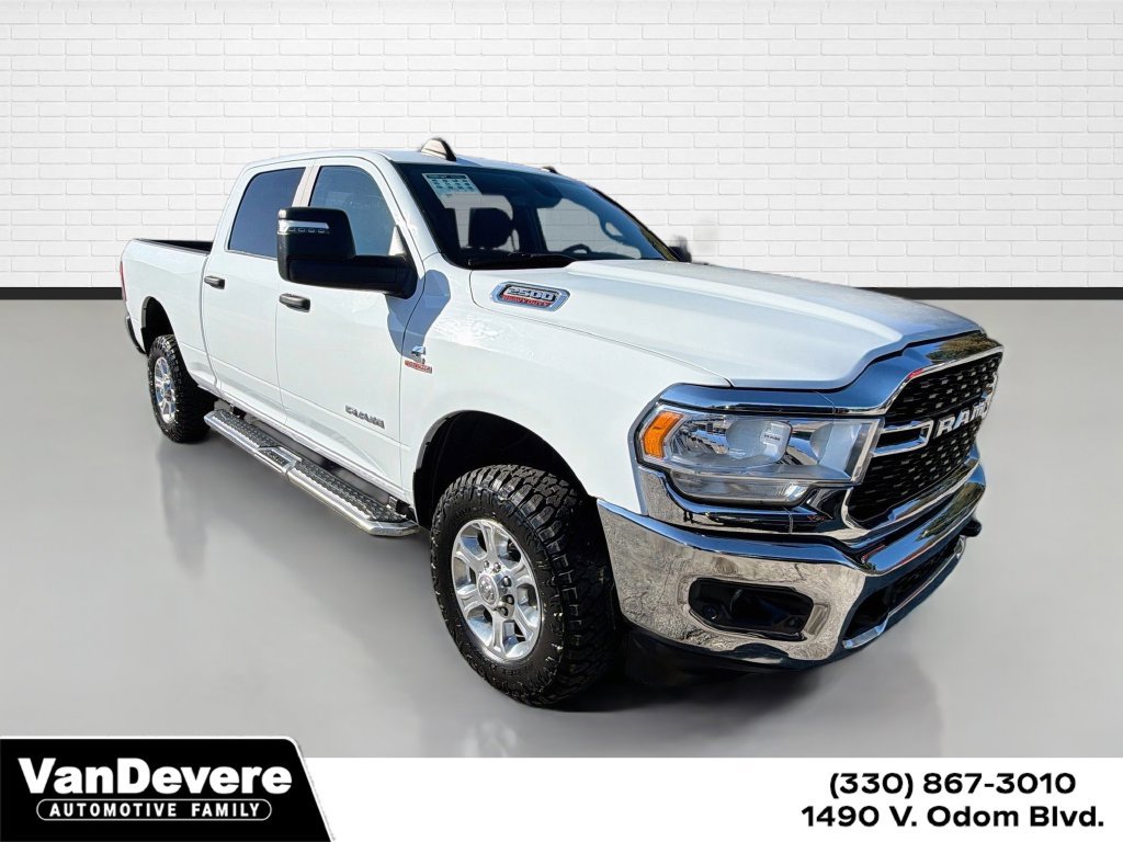 Used 2024 RAM 2500 Big Horn w/ Off Road Package AWD/4WD image 1