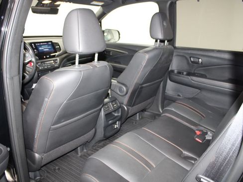 Used 2022 Honda Passport TrailSport image 26