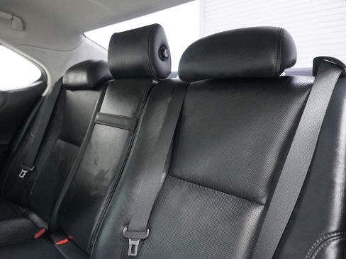 Used 2015 Lexus LS 460 w/ Comfort Package RWD image 12