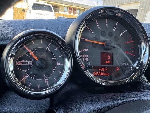 Used 2015 MINI Cooper S image 12