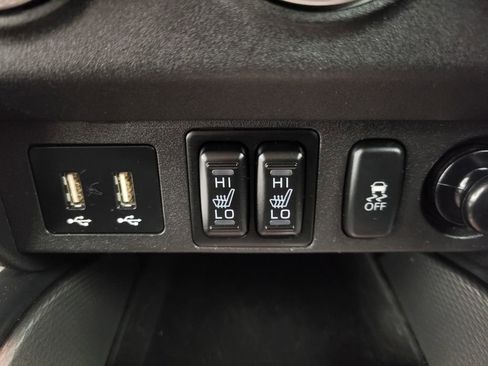 Used 2024 Mitsubishi Outlander Sport AWD image 6