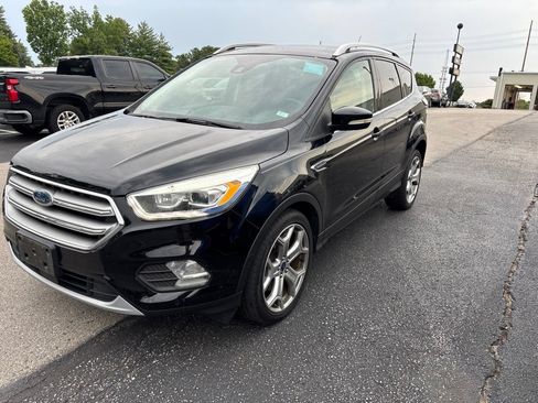 Used 2017 Ford Escape Titanium w/ Equipment Group 301A AWD/4WD image 7