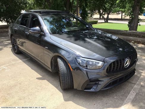 Used 2023 Mercedes-Benz E 53 AMG 4MATIC Sedan image 4