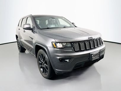 Used 2018 Jeep Grand Cherokee Altitude