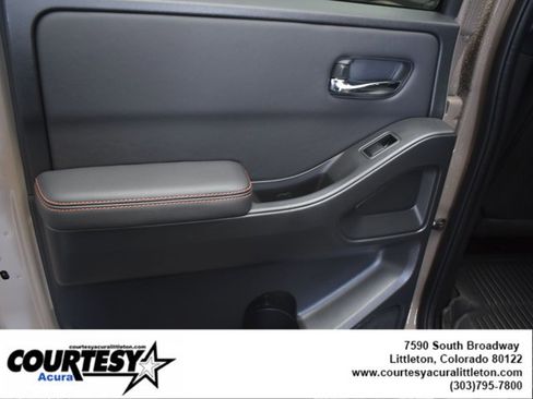 Used 2024 Nissan Frontier PRO-4X w/ Technology Package image 22