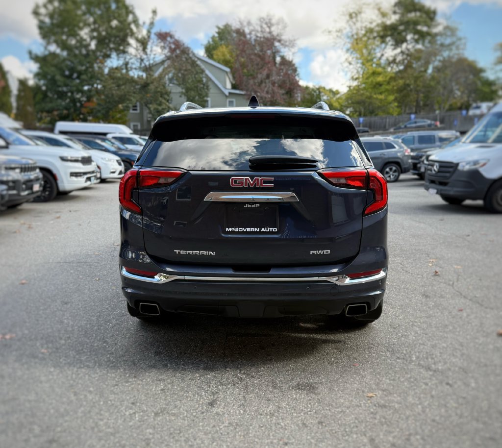 Used 2019 GMC Terrain Denali w/ Advanced Safety Package AWD/4WD image 10
