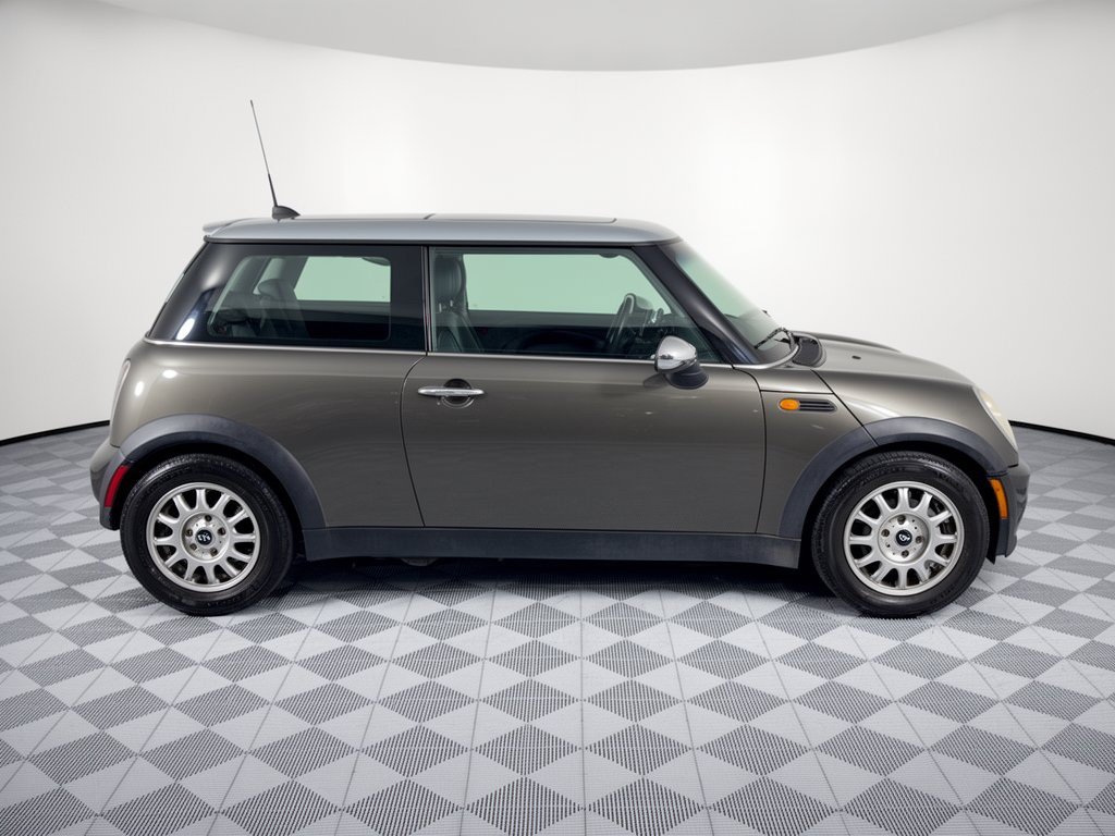 Used 2006 MINI Cooper Hardtop FWD image 8