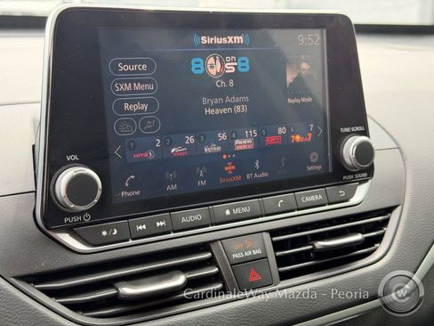 Used 2022 Nissan Altima 2.5 SV FWD image 25