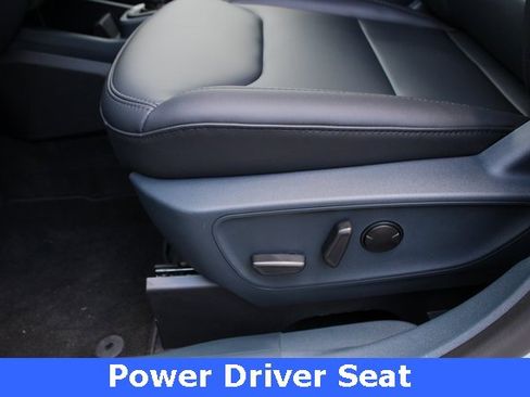 New 2025 Ford Maverick Lariat w/ Black Appearance Package image 4