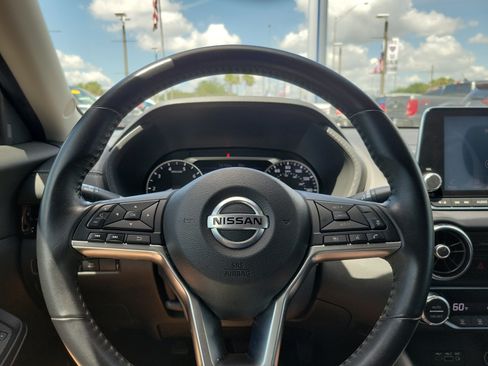 Used 2020 Nissan Sentra SV w/ Electronics Package FWD image 22