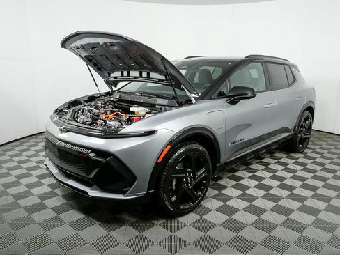 New 2026 Chevrolet Equinox EV RS image 32