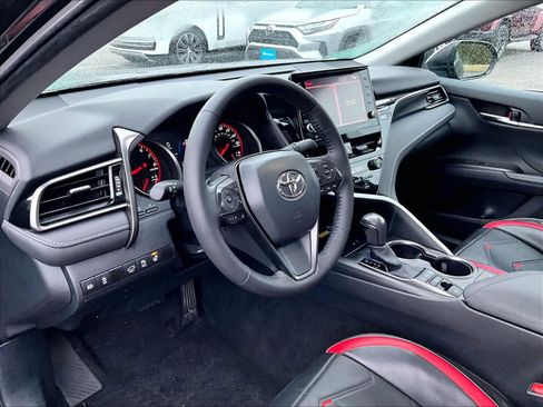 Used 2024 Toyota Camry XSE image 8
