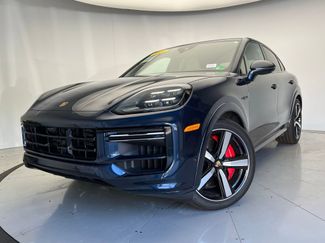 Used 2024 Porsche Cayenne Turbo video 1