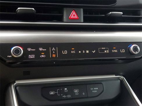 New 2026 Kia Carnival SX w/ SX Dark Edition Package image 28