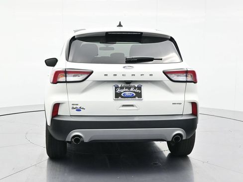 Used 2022 Ford Escape SE w/ Cold Weather Package AWD/4WD image 6