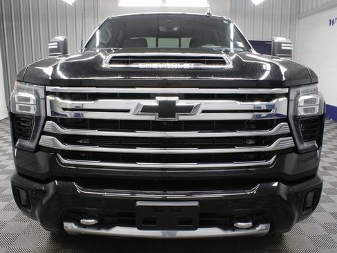 Used 2024 Chevrolet Silverado 2500 High Country image 51