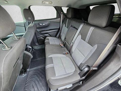 Used 2024 Chevrolet Blazer LT w/ Convenience Package FWD image 17