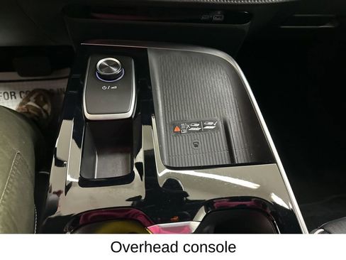 Used 2025 Buick Enclave Preferred image 45