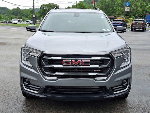 Used 2024 GMC Terrain AT4 w/ Infotainment Package II AWD/4WD image 2