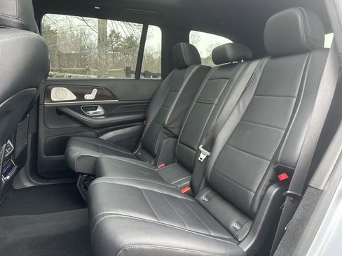 Used 2022 Mercedes-Benz GLS 450 4MATIC image 27