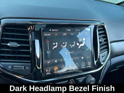 Certified 2021 Jeep Grand Cherokee Laredo X image 23