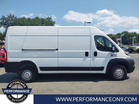 Used 2022 RAM ProMaster 2500 w/ Interior LED Lighting Group image 2