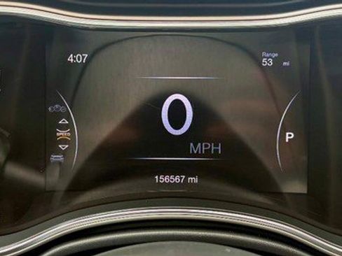 Used 2017 Jeep Grand Cherokee Limited w/ Luxury Group II AWD/4WD image 22