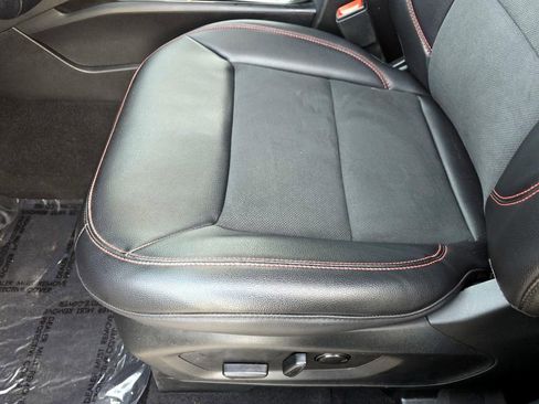 Used 2024 Ford Explorer ST-Line w/ Class IV Trailer Tow Package image 32