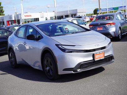 New 2026 Toyota Prius LE