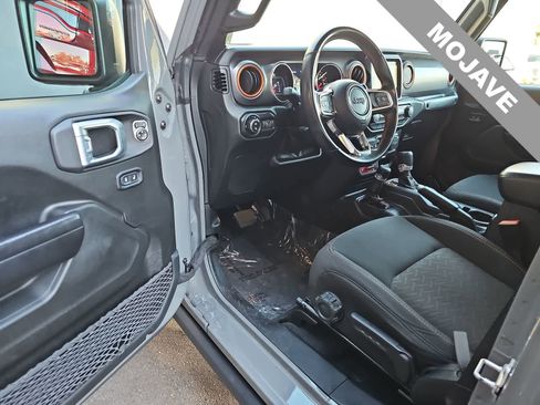 Used 2021 Jeep Gladiator Mojave image 10