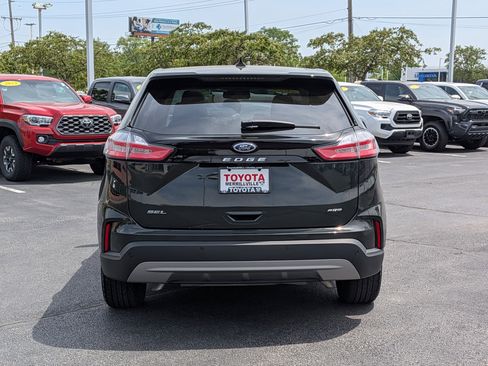 Used 2024 Ford Edge SEL w/ Convenience Package AWD/4WD image 7