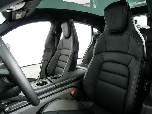 New 2026 Porsche Taycan image 5