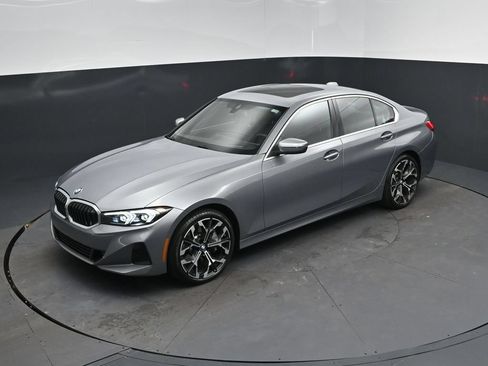 Certified 2026 BMW 330i Sedan RWD image 1