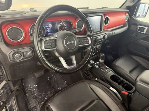 Used 2022 Jeep Gladiator Rubicon AWD/4WD image 15