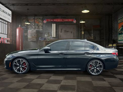 Used 2023 BMW M550i xDrive w/ Executive Package AWD/4WD image 8