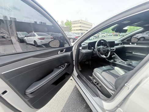 Used 2023 Kia K5 GT-Line w/ GT-Line Premium Package image 9