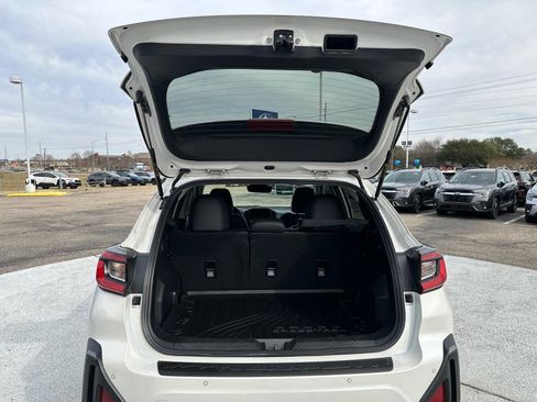 Certified 2025 Subaru Crosstrek 2.5i Limited w/ Popular Package #4A image 9